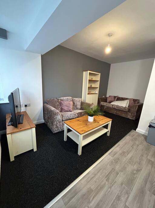 Two Bedroom Apartment Room 18 Стоктън он Тийс Екстериор снимка